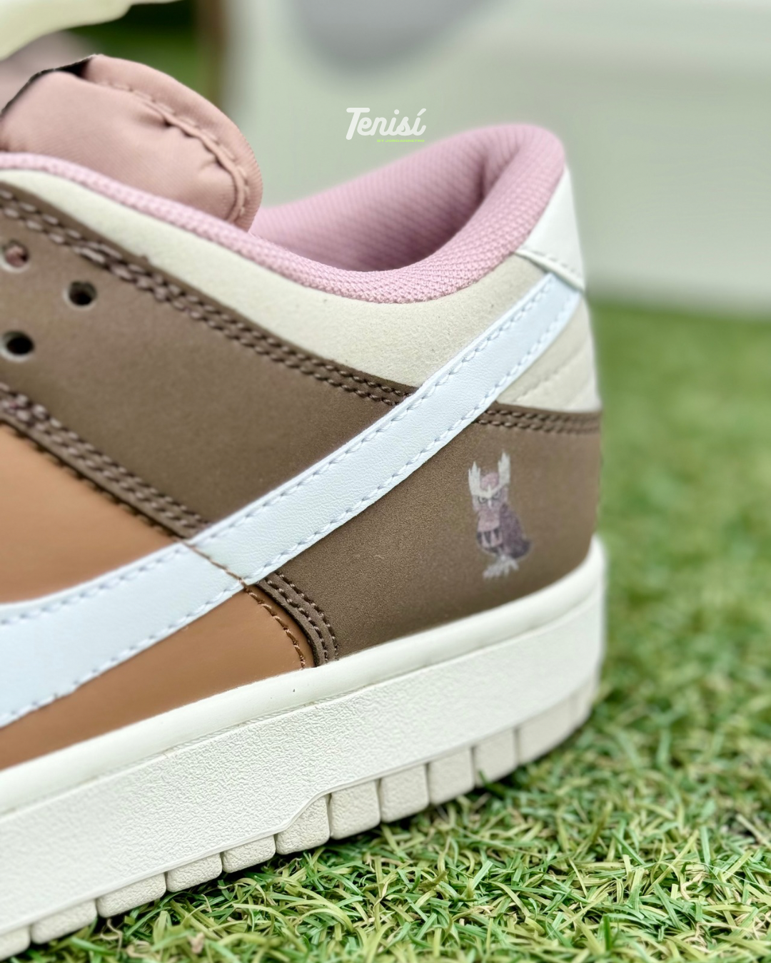 Nike Dunk “Noctowl” (Pokémon Sample)