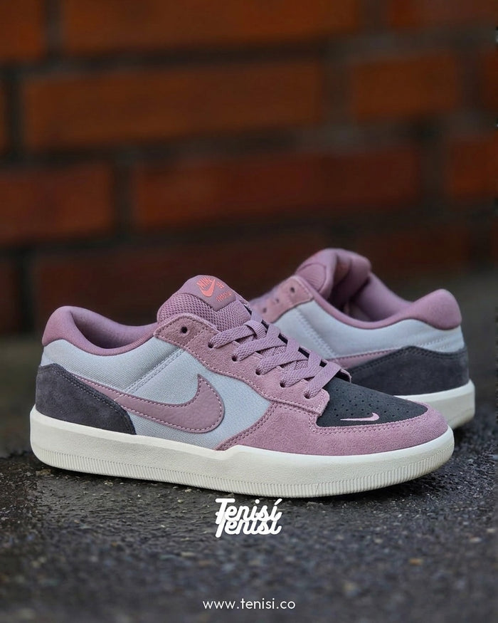 Nike SB Force 58 “Malva” Hombre look 2