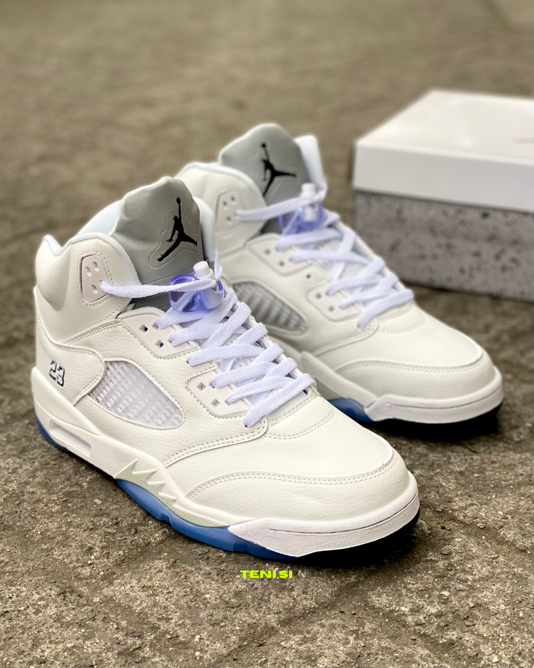Air Jordan 5 “Stealth”