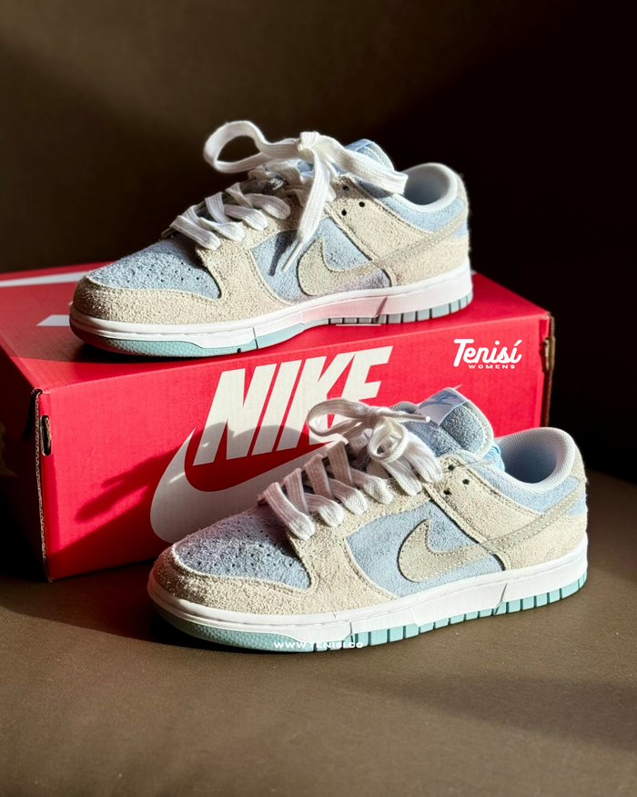 Nike Dunk Low Premium “Vast Blue” look 5