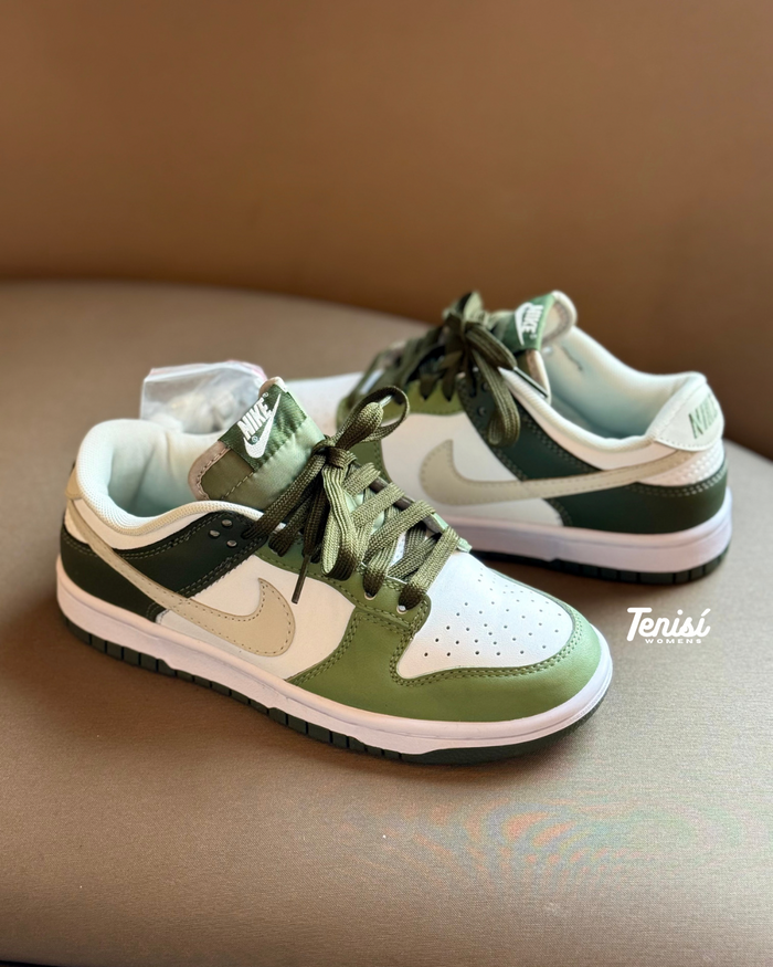 Nike Dunk Low “Green” look 4