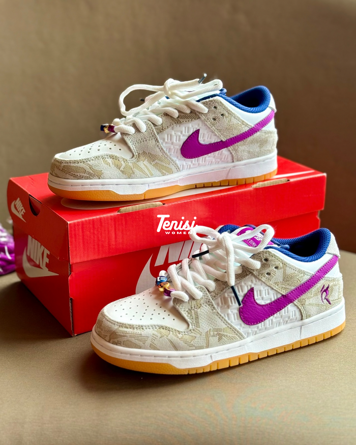 Nike SB Dunk Low x Rayssa Leal look 3