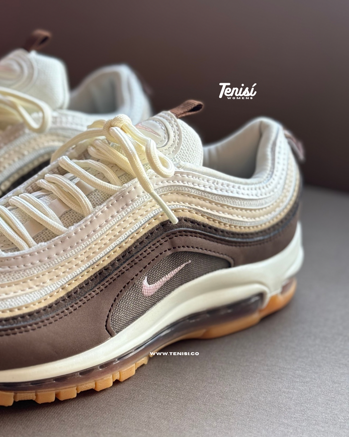 Nike Air max 97 “Muslin Pink Foam” look 4