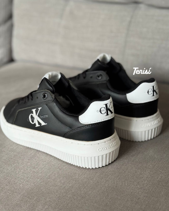 Calvin Klein Chunky Cupsole Black look 3