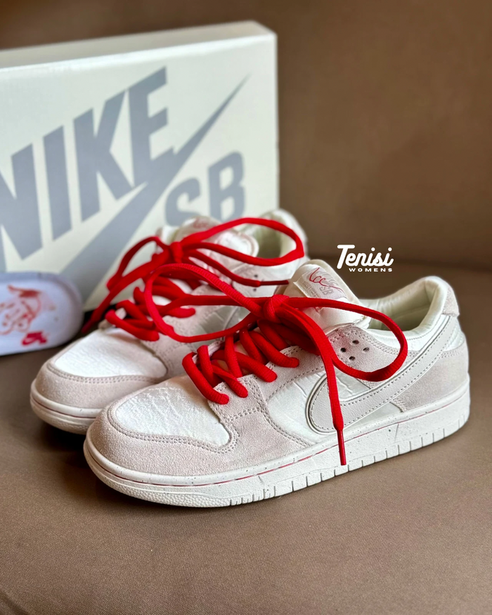 Nike Dunk Low Sb “Hilo rojo” look 5