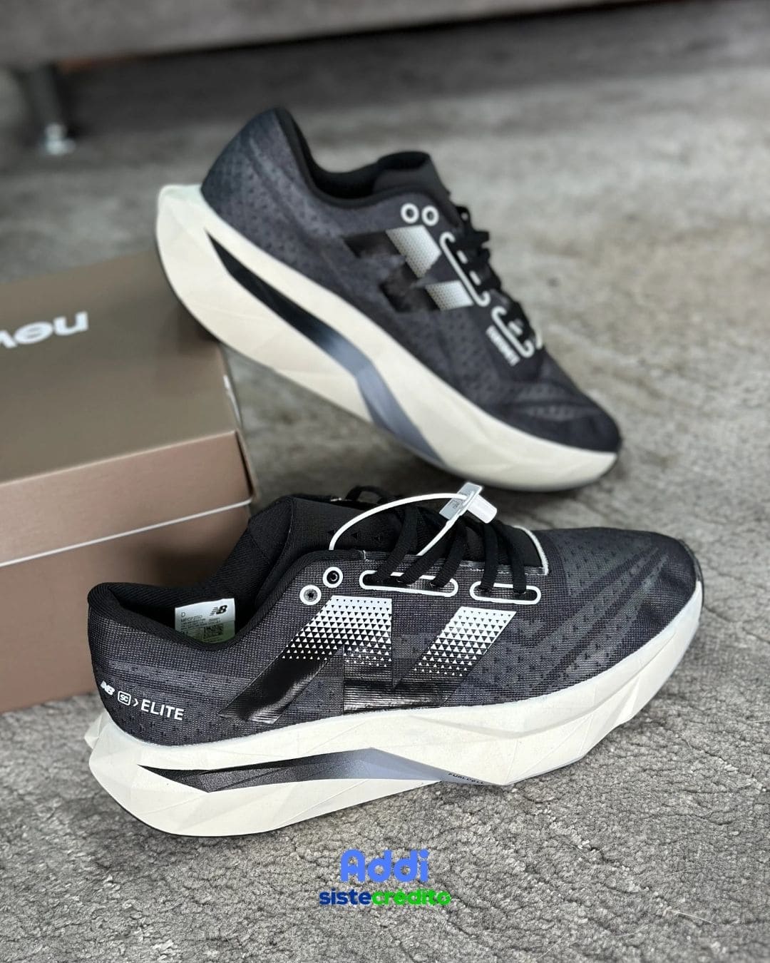 New Balance SC Elite V4