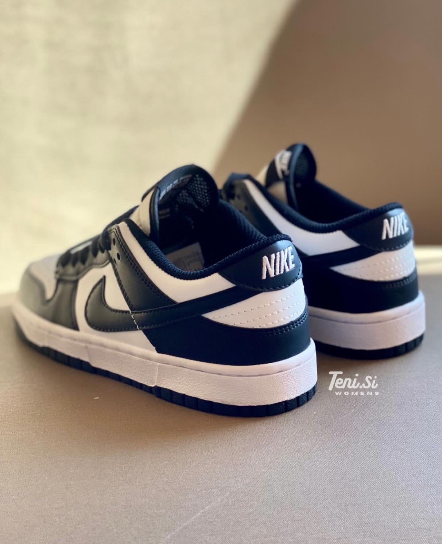 Nike Dunk Low “White Black” (Panda)