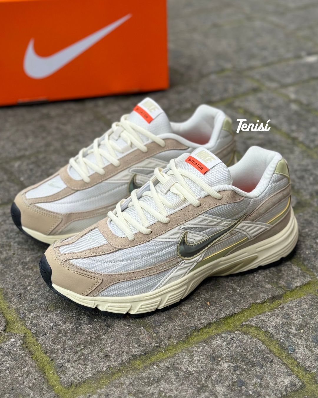 Nike Initiator “Beige”