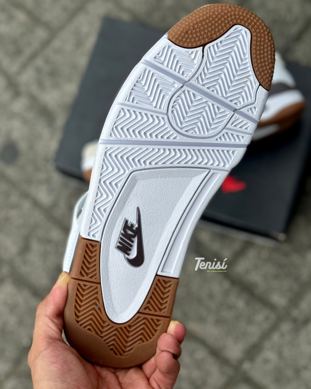 Nike SB x Air Jordan 4 “Mocha”