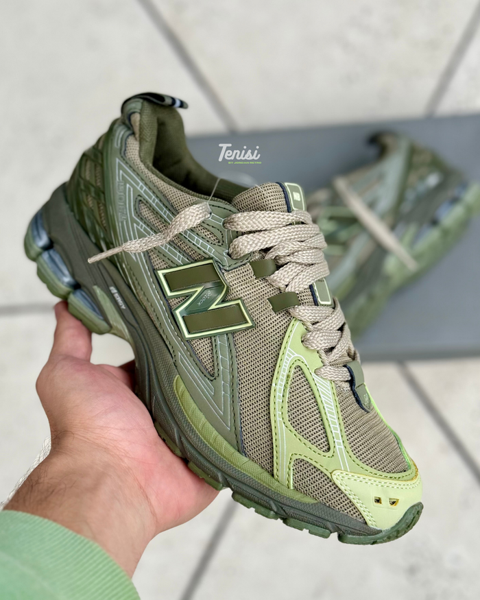 New Balance 1906R “Dark Moss” look 4