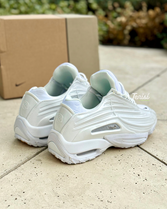 Nike Nocta Hot Step X Drake “White” look 3