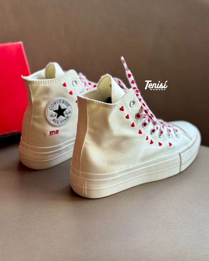 Converse Chuck Taylor Plataforma All Star “San Valentine” look 3