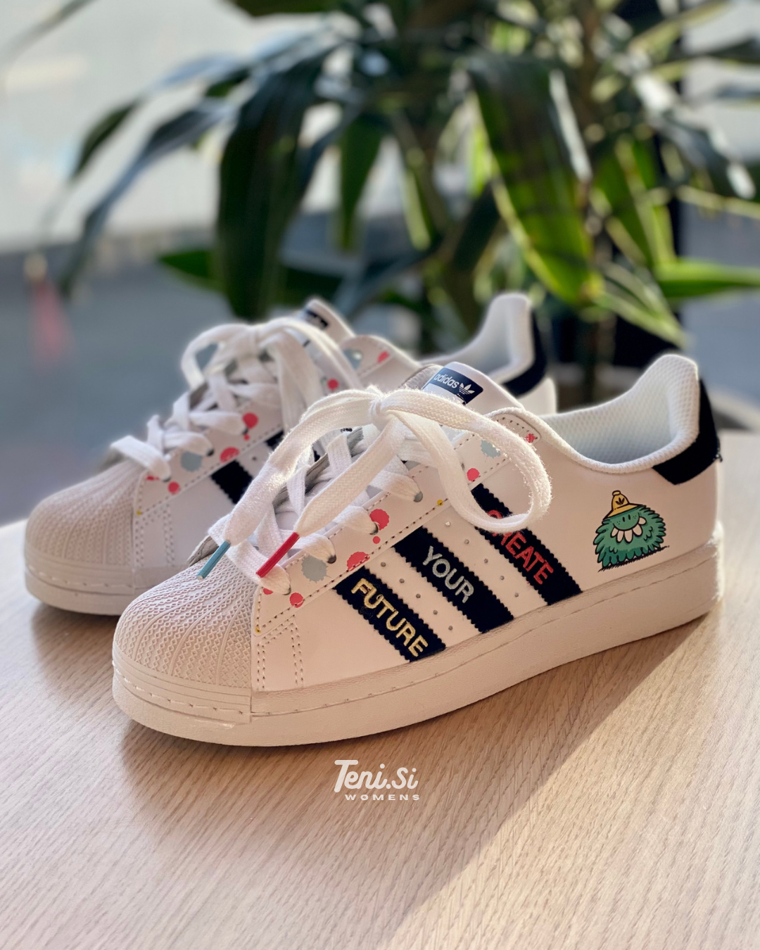 adidas Súperstar “Monster”