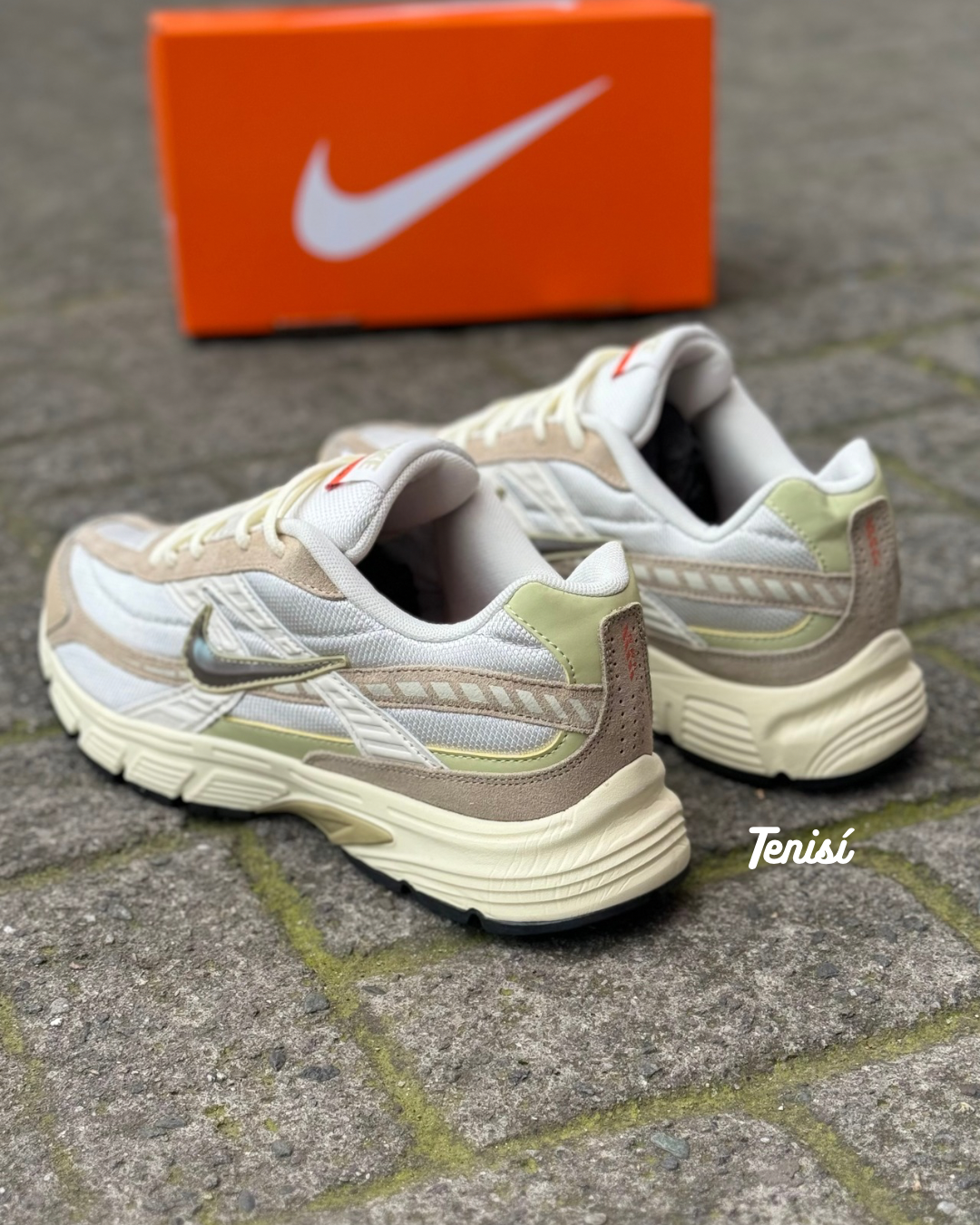 Nike Initiator “Beige”