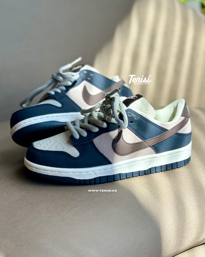 Nike Dunk x Otomo Katsuhiro “Blue Brown” look 2