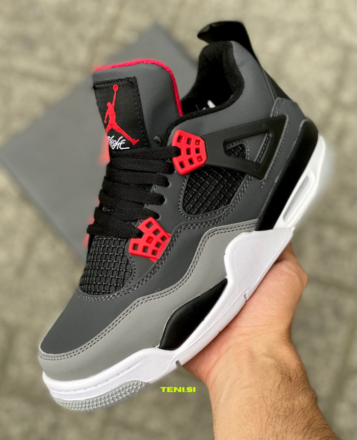 Air Jordan 4 “Infrared” look 2