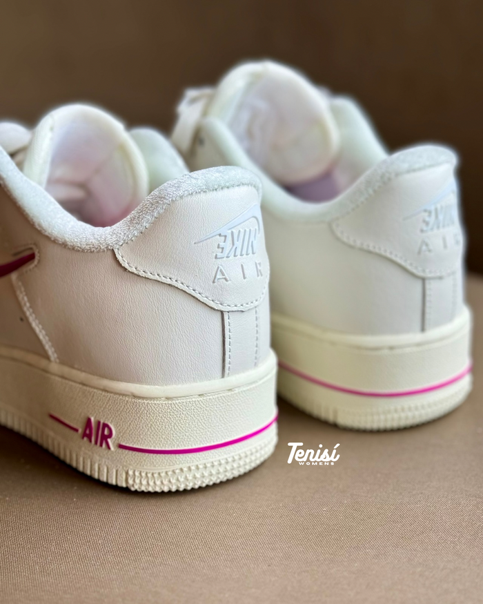 Nike Air Force 1 Low “Just Do It” look 3