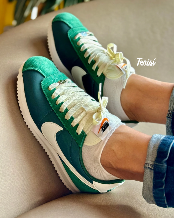 Nike Cortez “Green” look 2