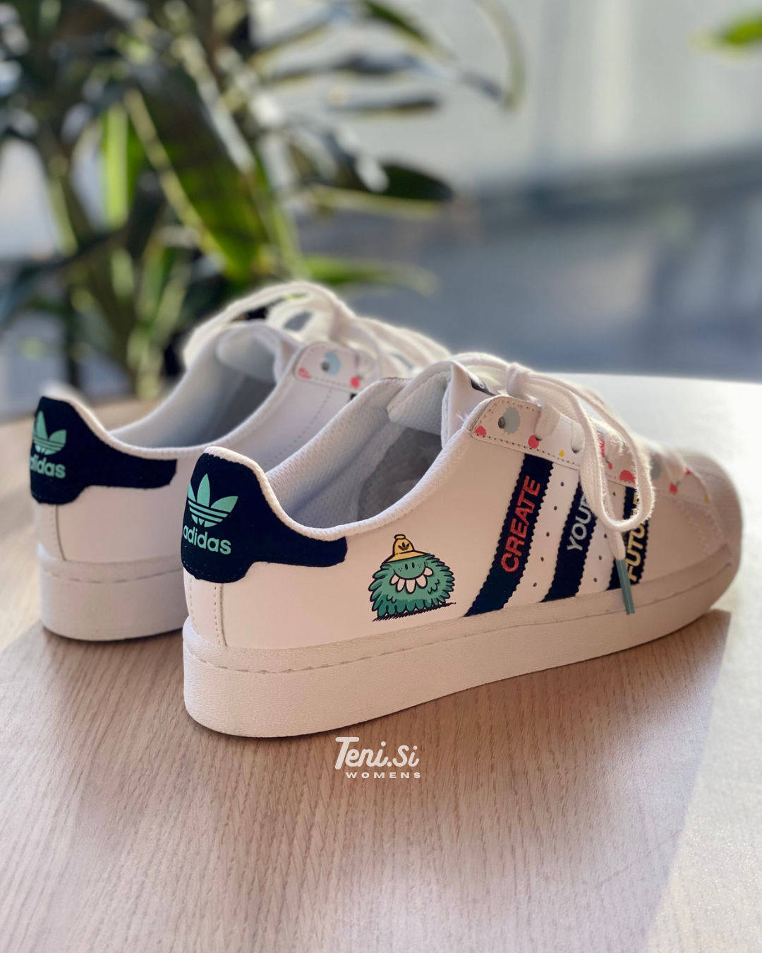 adidas Súperstar “Monster”