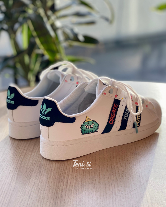 adidas Súperstar “Monster” look 4