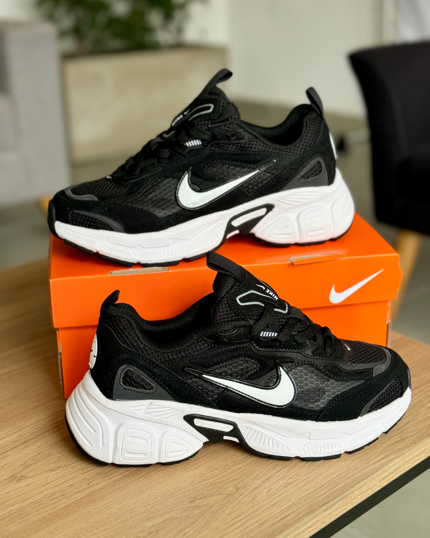 Nike V5K Run “Black”