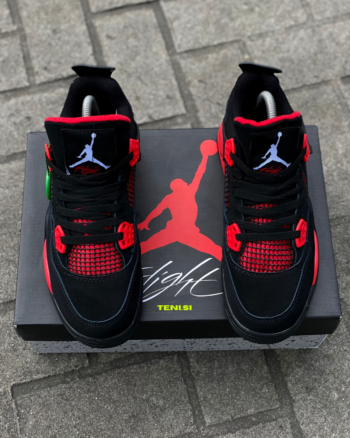 Air Jordan 4 “Red Thunder” look 2