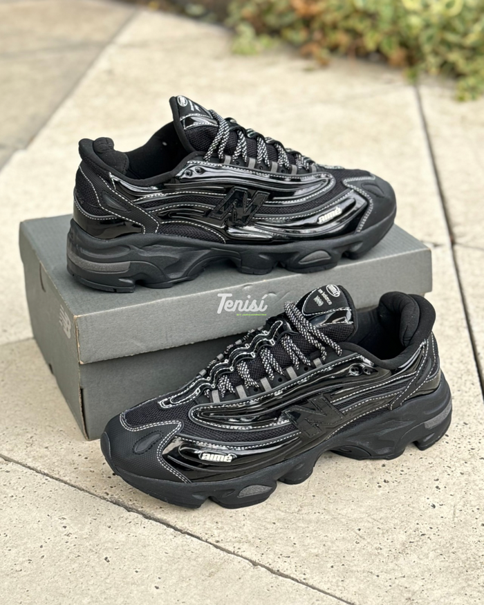 New Balance 1000 x Anime Leon Deor “Triple Black” look 2
