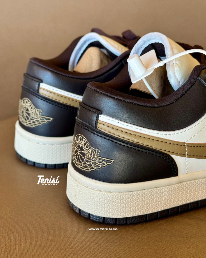 Air Jordan 1 Low “Shadow Brown” look 2