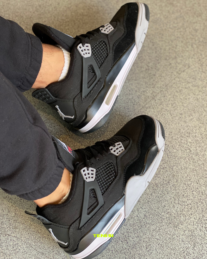 Air Jordan 4 “Black Canvas” look 4