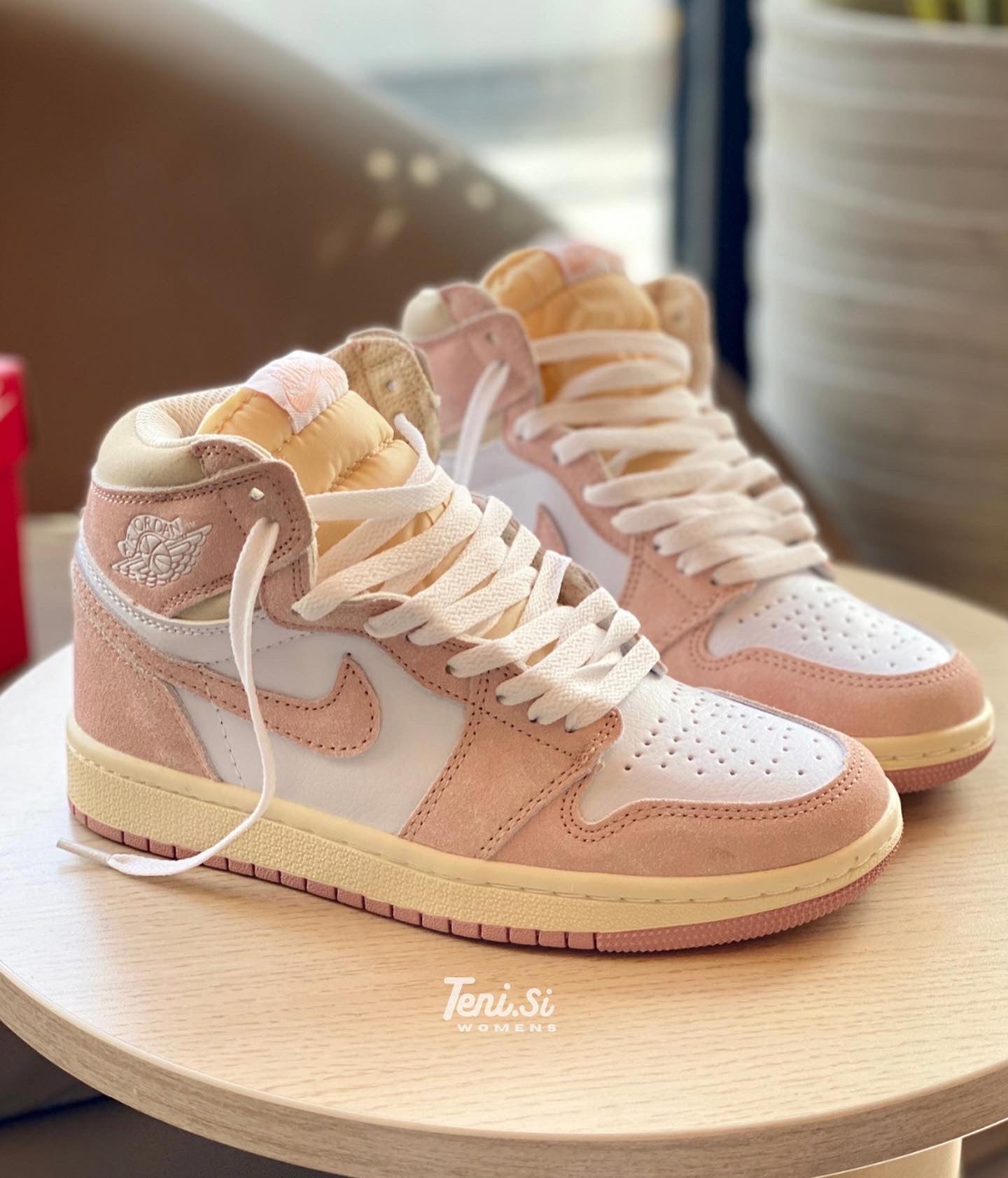 Air Jordan 1 High “Washed pink”