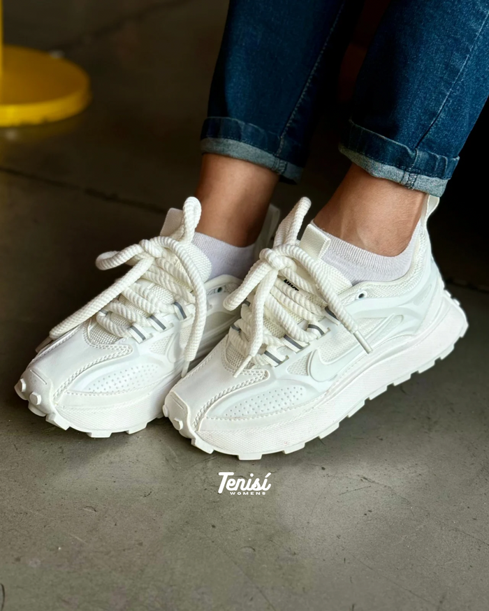 Nike Balleli “White” look 4