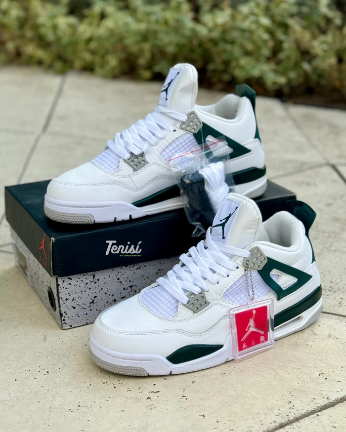 Air Jordan 4 Retro 'Oxidized Green' look 3