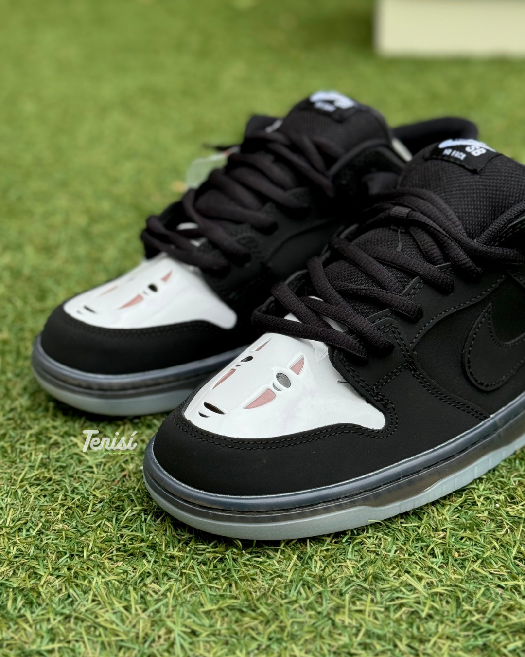 Nike Dunk Sb “Spirited Away”