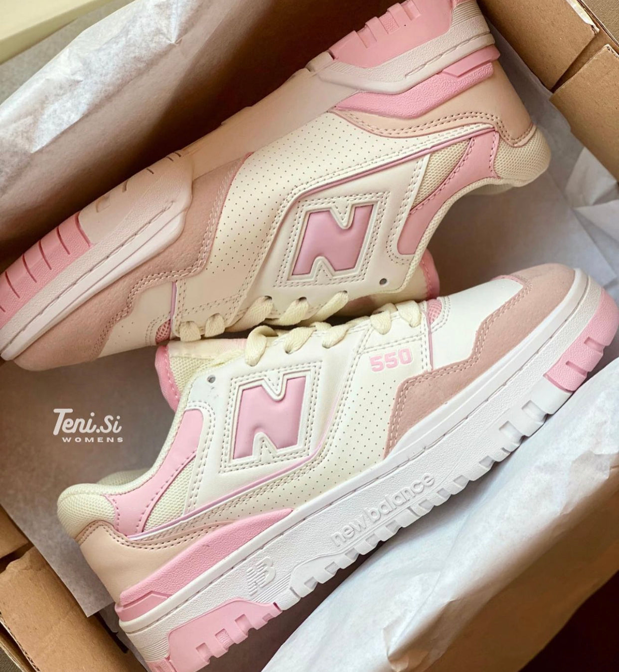 New Balance 550 “ Pink”