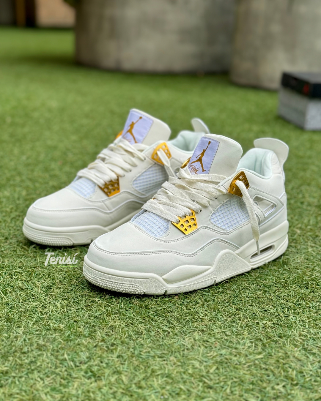 Air Jordan 4 Retro 'White Gold'