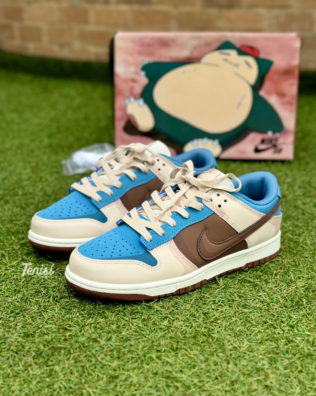Nike Dunk “Snorlax” (Pokémon Sample)