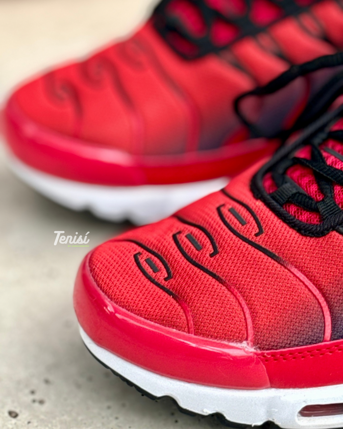 Nike Air Max TN “Red” look 2