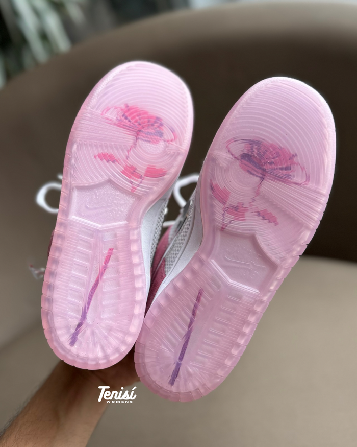 Nike SB Dunk Low x April “Pink” look 5
