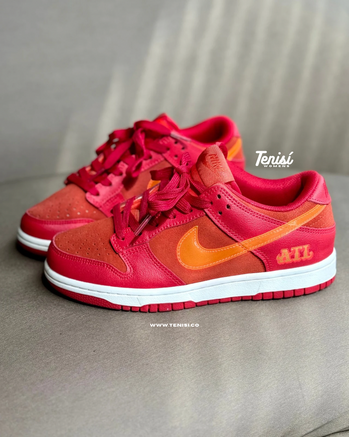 Nike Dunk Low “Atlanta” look 3