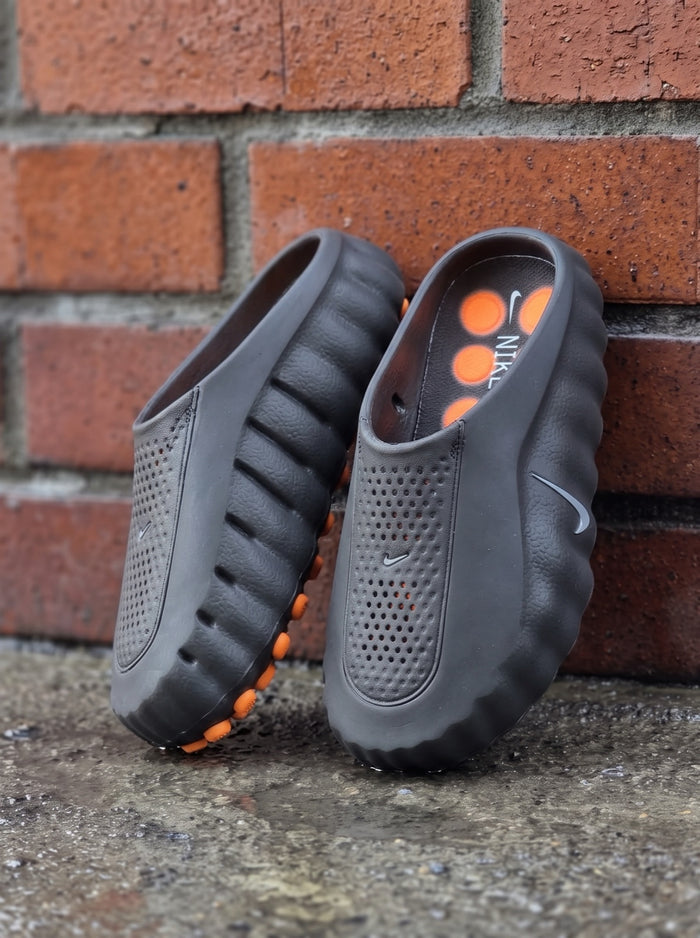 Nike Mind 001 "Black" look 2