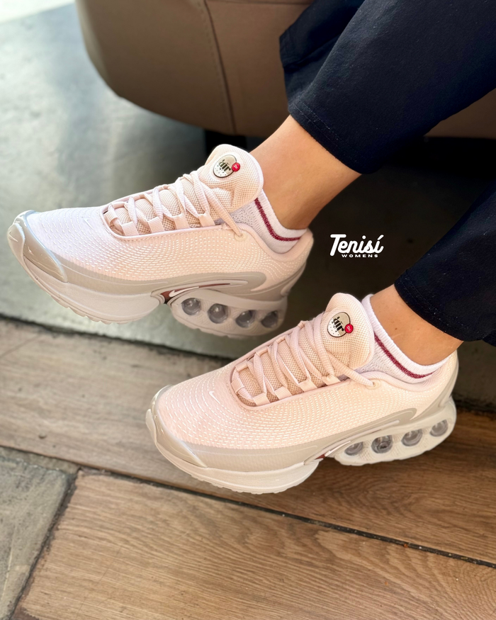 Nike Air Max Dn “Pink ” look 3