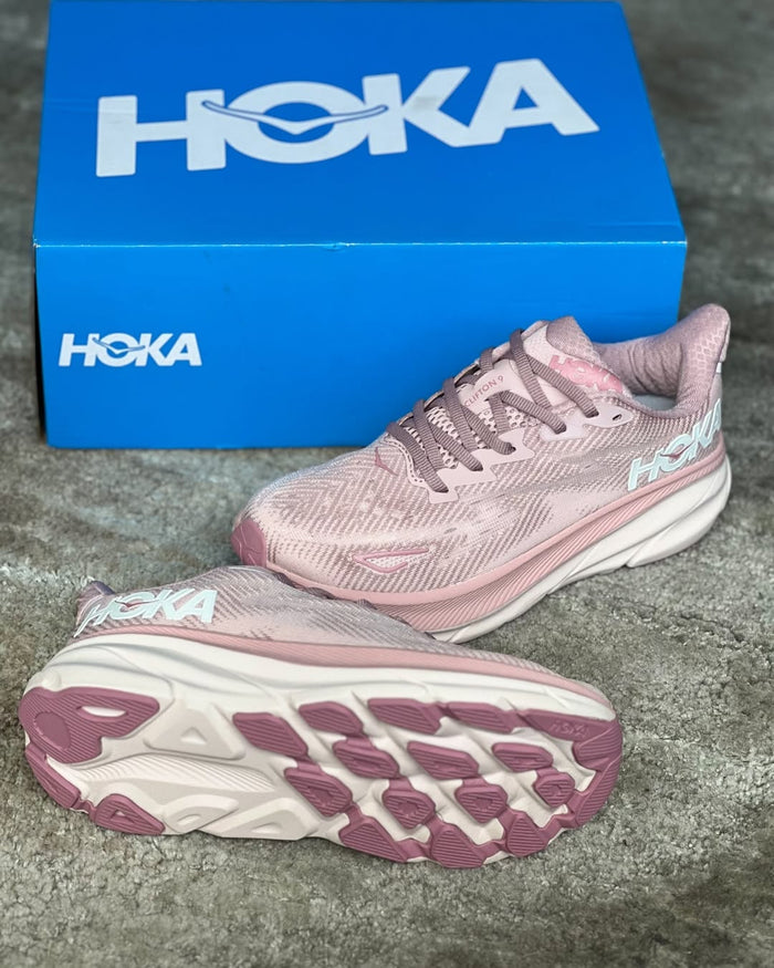 Hoka One Clifon 9 "Pink" look 3