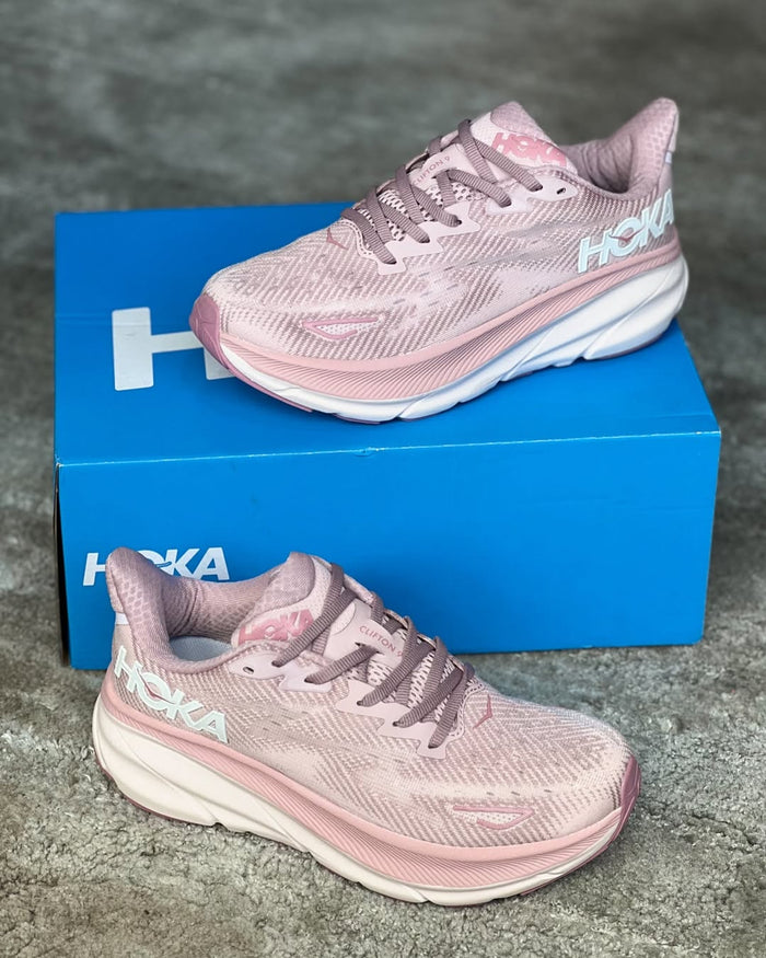 Hoka One Clifon 9 "Pink" look 2