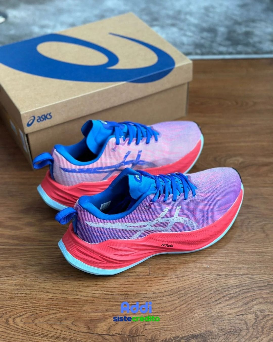 Asics Superblast Pink vista superior, ideal para running y entrenamiento, con pago contra entrega.