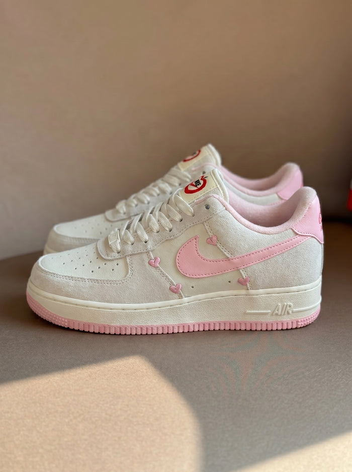 Nike Air Force 1 “San Valentine” look 3