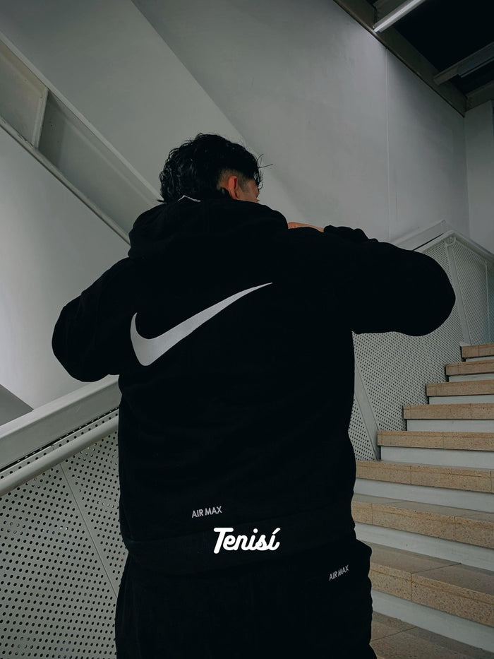 Nike Sportswear Air Max Fleece Full-Zip Hoodie y Pants “Negro” look 2