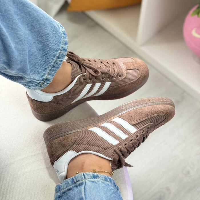 adidas Spezial “Brown” look 2