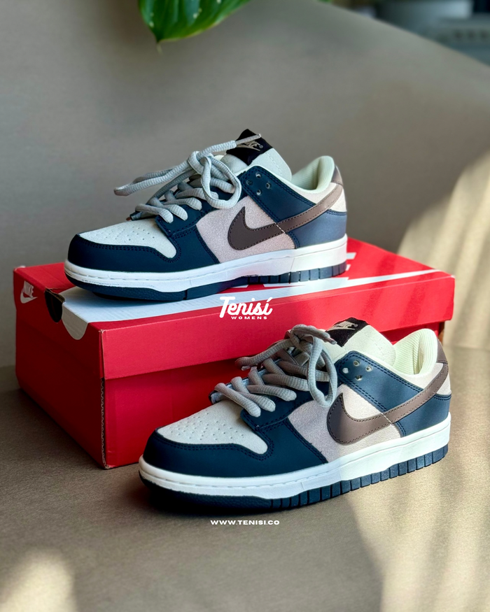 Nike Dunk x Otomo Katsuhiro “Blue Brown” look 3