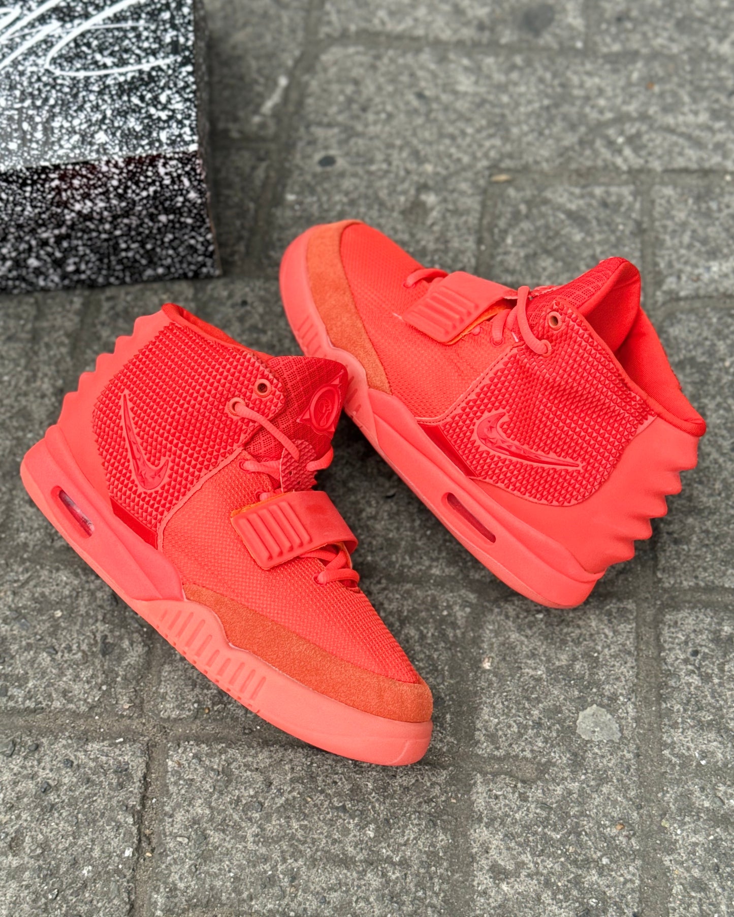 Nike Air Yeezy 2 SP Mid Red October