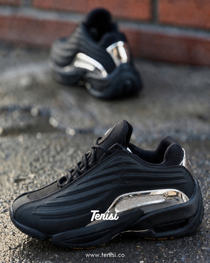 Nike Air Max Hot Step 2 “NOCTA Negro” look 1